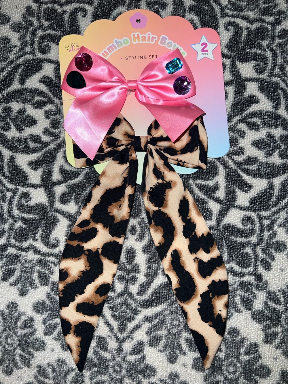 Luxe + Olive Jumbo Hair Bows